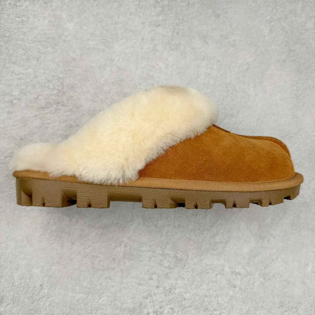 Pick up locally 💰440 UGG 5125 Star drag autumn and winter sheep fur integrated snow boots. All shoes are made of ZP. Longfeng A-grade Australian imported sheep fur integrated brand OEM production line. Fully follow the ZP process. OEM original pattern maker. Adhering to the principle of no original shoe development and selection. Pay attention to every detail. The most authentic version on the market. TREADLITE "light wing" technology outsole. Lightweight/durable/flexible/pile size: 35 36 37 38 39 40 Coding: by2936040